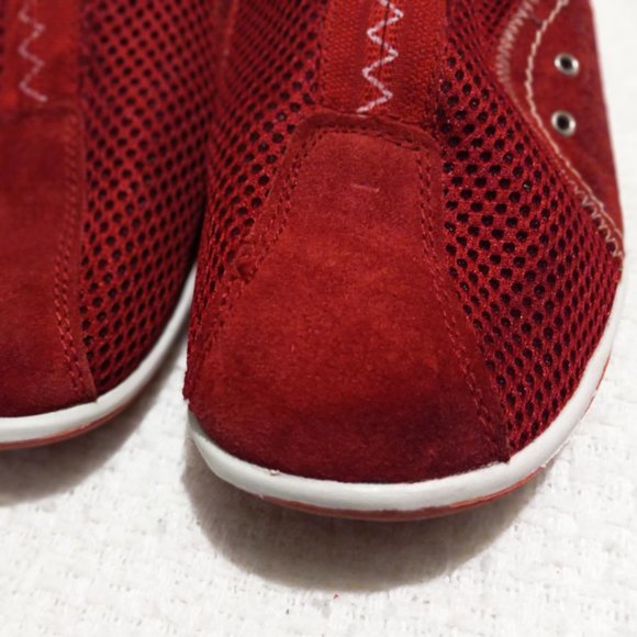 Red Spring Step Racer Shoes - Picture 10 of 10